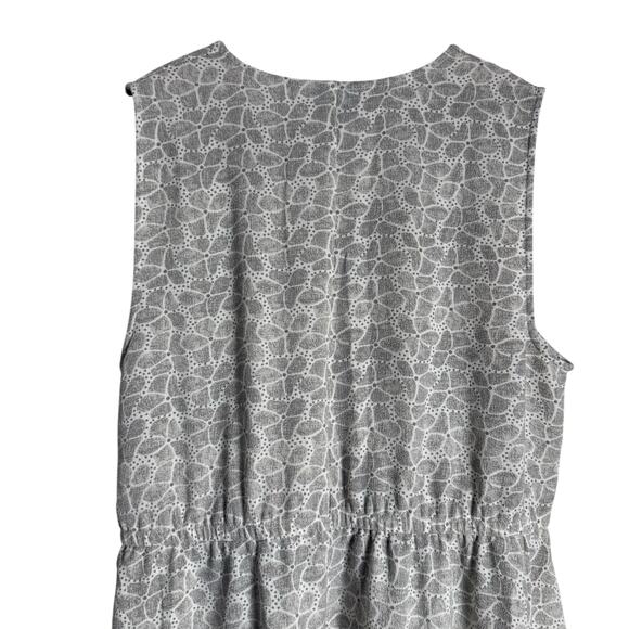 Lane Bryant Gray White Floral Print Sleeveless Wrap Dress Plus Size 20 - Picture 7 of 11